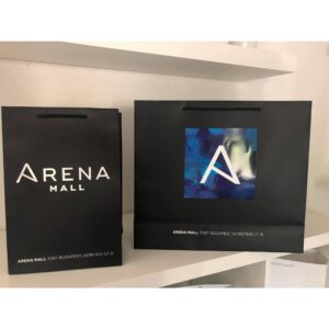 Zsinórfüles papírtáska